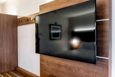 Flat Screen Wall Mounting